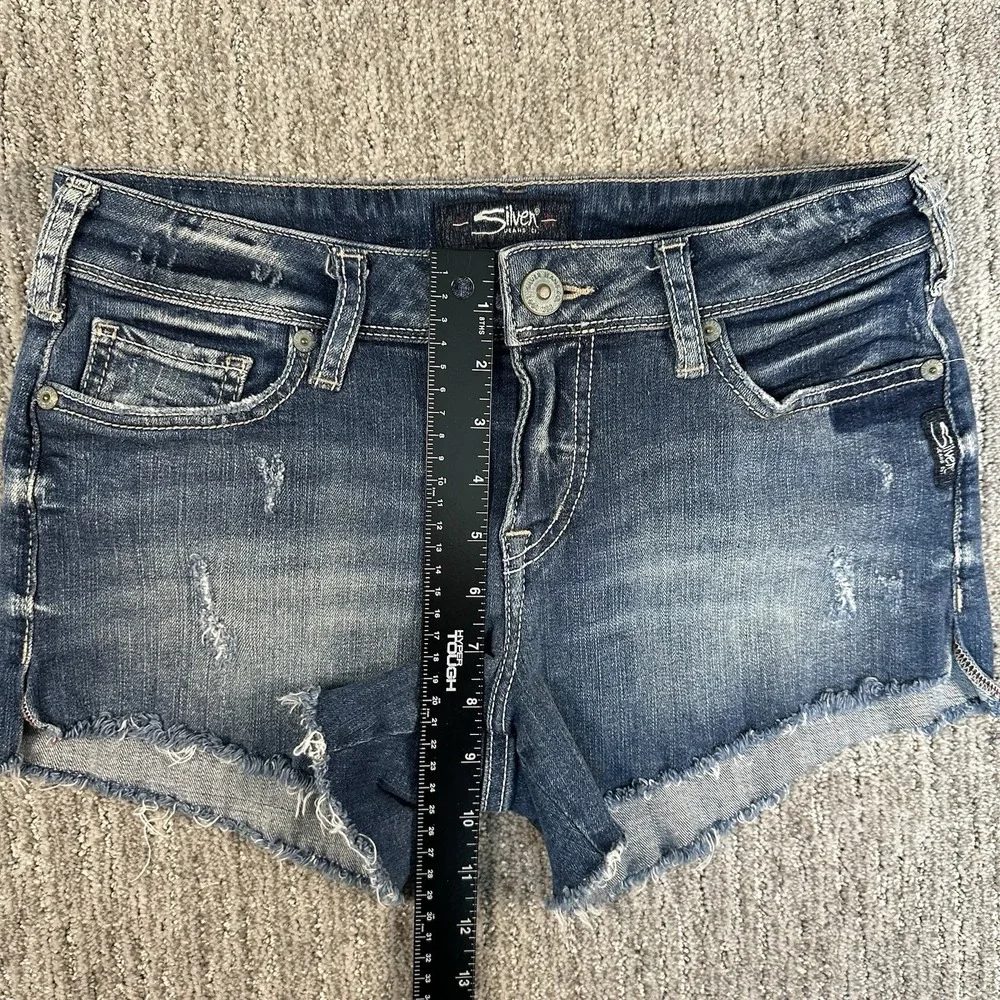 Silver‎ Jeans Co. Berkley Short Women's Denim Cut Off Y2K Shorts Size 28/4